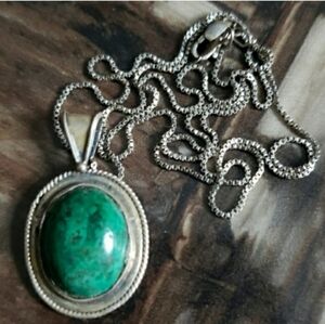 Vintage Sterling Silver Green Chrysocolla Stone Necklace
